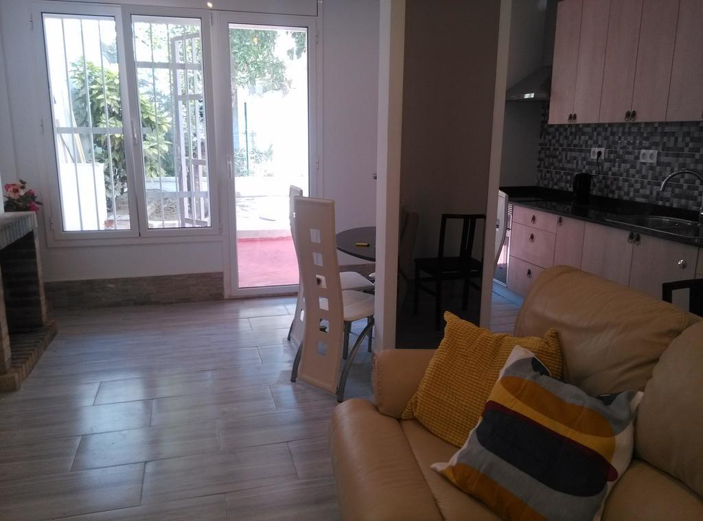 Apartamentos Bcntourism Pineda de Mar Buitenkant foto