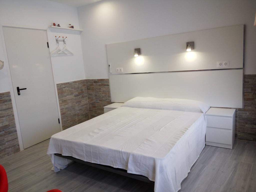 Apartamentos Bcntourism Pineda de Mar Buitenkant foto